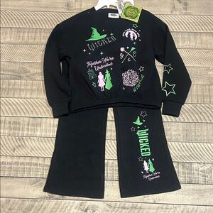 Wicked Kids Theater Set - Black and Green
